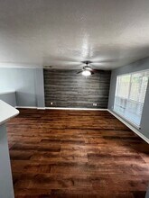 1013 Ruthven St in Houston, TX - Building Photo - Building Photo