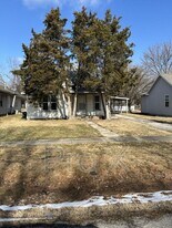 1011 E 14th St in Pittsburg, KS - Building Photo