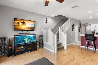 13137 Kings Crossing Dr in Gibsonton, FL - Building Photo - Building Photo