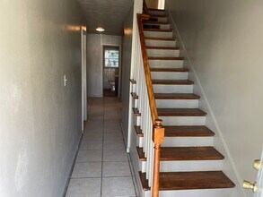 915 Mapole Ave in Norfolk, VA - Foto de edificio - Building Photo
