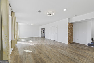 690 Michigan Cir in Hoschton, GA - Building Photo - Building Photo