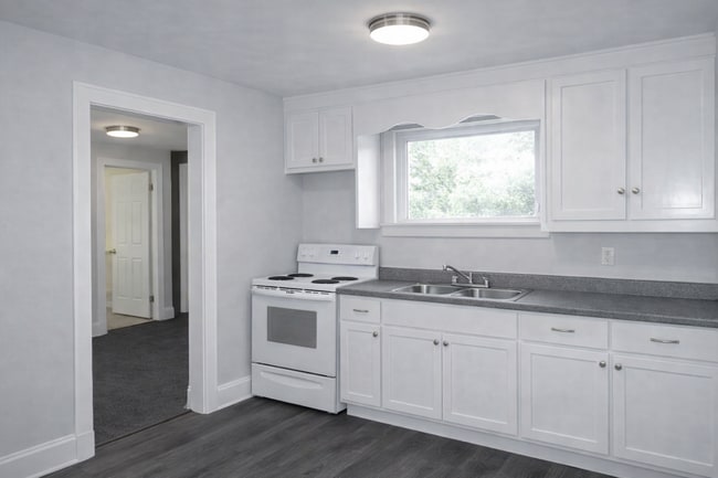 2134 34th St NE in Canton, OH - Building Photo - Building Photo