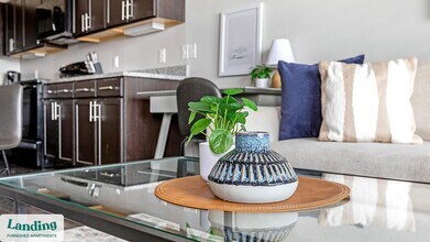 650 S Main St, Unit 1542 in Fort Worth, TX - Foto de edificio - Building Photo