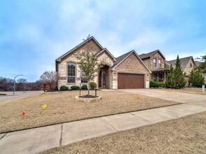 5729 Spirit Lake Dr in Fort Worth, TX - Building Photo - Building Photo