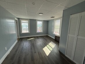 63 Whitman St, Unit #2 in Malden, MA - Building Photo - Building Photo