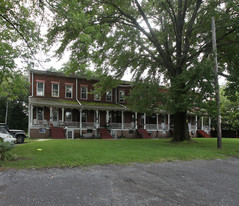 2 Washburn Ter Apartments