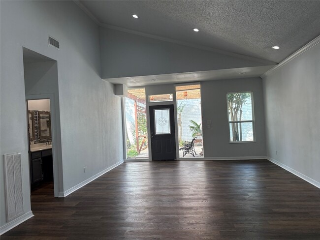 property at 1012 Fleetwood Pl Dr