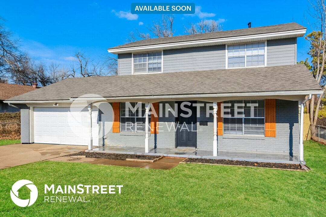 929 W Idylwild Dr in Midwest City, OK - Building Photo