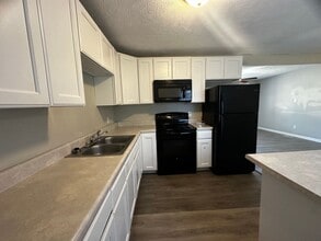 6337 Paddington Ct in Fayetteville, NC - Building Photo - Building Photo