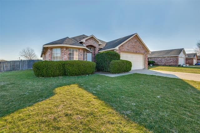 1500 Yellowbird Ct in Desoto, TX - Building Photo - Building Photo