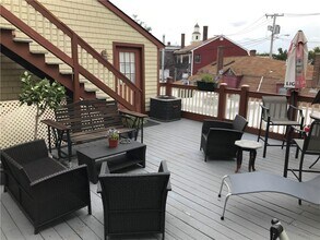 28 Broadway in Newport, RI - Building Photo - Building Photo