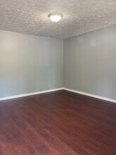480 E Red Bud Rd in Knoxville, TN - Building Photo - Building Photo