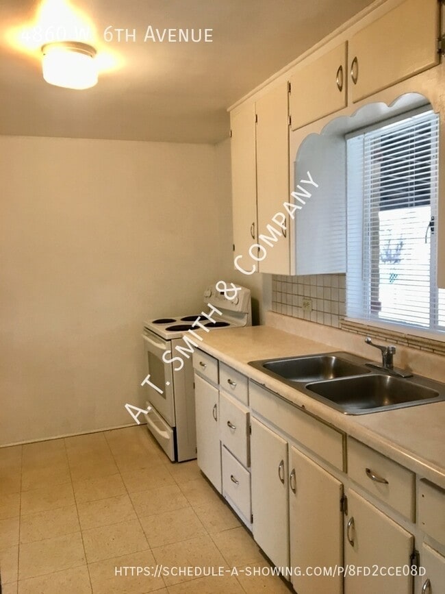 4860 W 6th Ave in Denver, CO - Building Photo - Building Photo