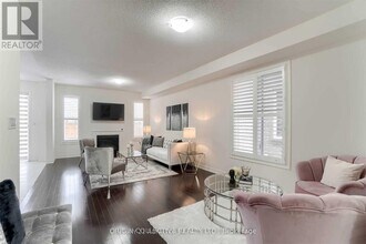 15 Germain Cir in Brampton, ON - Building Photo - Building Photo