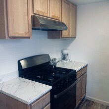 1990 Benita Dr in Rancho Cordova, CA - Foto de edificio - Building Photo