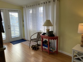 2078 Nettles Blvd in Jensen Beach, FL - Building Photo - Building Photo