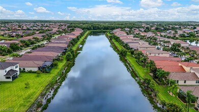 11604 Meadowrun Cir in Ft. Myers, FL - Building Photo - Building Photo