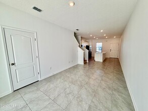 4080 Oak Mill Rd in Orange Park, FL - Building Photo - Building Photo