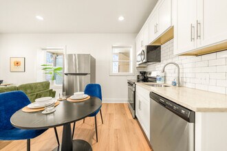 4245 Troost Ave in Kansas City, MO - Building Photo - Building Photo