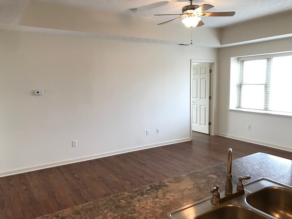 The Sheldrake Apartments Indianapolis, IN Apartments