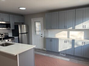 201 E Rose St in Glenwood, IL - Building Photo - Building Photo