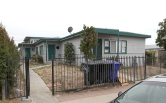 3741-3745 T St Apartamentos