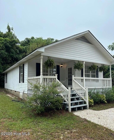 property at 575 N Bennett St