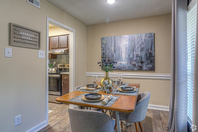 2701 Briarpark Dr in Houston, TX - Building Photo - Building Photo