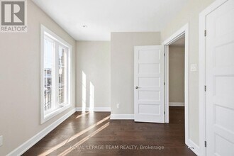 7 Gwynne Ave in Ottawa, ON - Building Photo - Building Photo