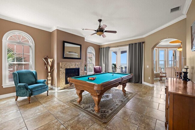 9548 W Gulf Blvd in Treasure Island, FL - Building Photo - Building Photo