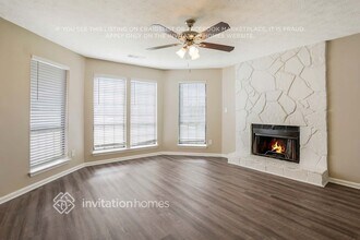 680 Wood Path Ct in Stone Mountain, GA - Building Photo - Building Photo