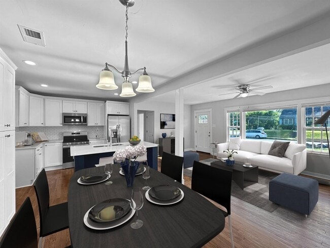 property at 1049 N Idlewild St