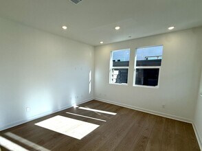 712 Metric Rd in San Marcos, CA - Building Photo - Building Photo