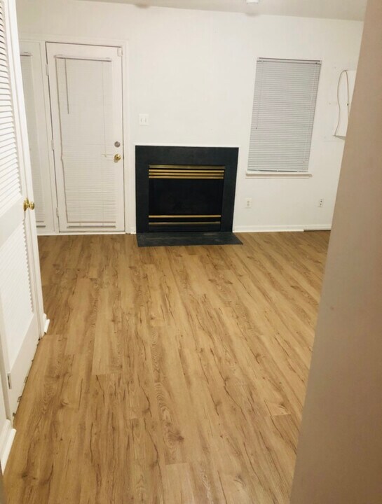 4128 Ashmere Cir in Montclair, VA - Building Photo