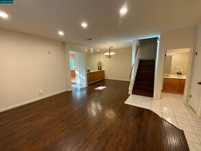 149 Heritage Park Dr in Danville, CA - Building Photo - Building Photo