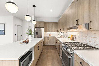 240 Columbia Ave in Fort Lee, NJ - Building Photo - Building Photo