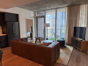 48 East Ave in Austin, TX - Building Photo - Building Photo