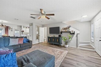 5728 Giddyup Ln in Fort Worth, TX - Building Photo - Building Photo