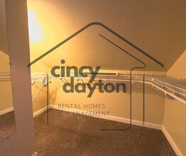 1654 Suman Ave in Dayton, OH - Building Photo - Building Photo