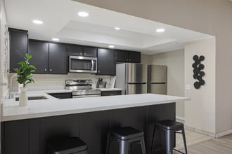 14625 N 26th Ave in Phoenix, AZ - Foto de edificio - Building Photo