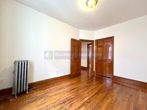 64 W 108th St in New York, NY - Building Photo - Building Photo