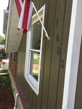 3608 Ripple Creek Dr in Louisville, KY - Building Photo - Building Photo