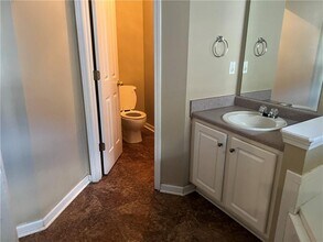 400 Gresham Dr in Stockbridge, GA - Building Photo - Building Photo