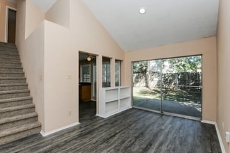 3801 Waxwing Cir S in Fort Worth, TX - Building Photo - Building Photo