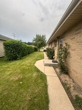 6431 N 76th St in Milwaukee, WI - Building Photo - Building Photo
