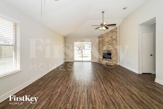 21134 Western Valley Dr, Unit 1 in Katy, TX - Building Photo - Building Photo