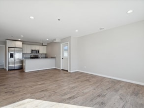 7028 Thunder Vly Dr, Unit 12 in Peosta, IA - Building Photo - Building Photo