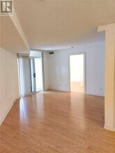 3888 Duke of York Blvd in Mississauga, ON - Building Photo - Building Photo