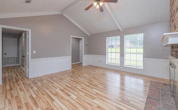 965 N Valley Falls Rd in Jackson, MS - Building Photo - Building Photo