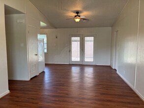 1510 Metropolitan Dr in Killeen, TX - Building Photo - Building Photo